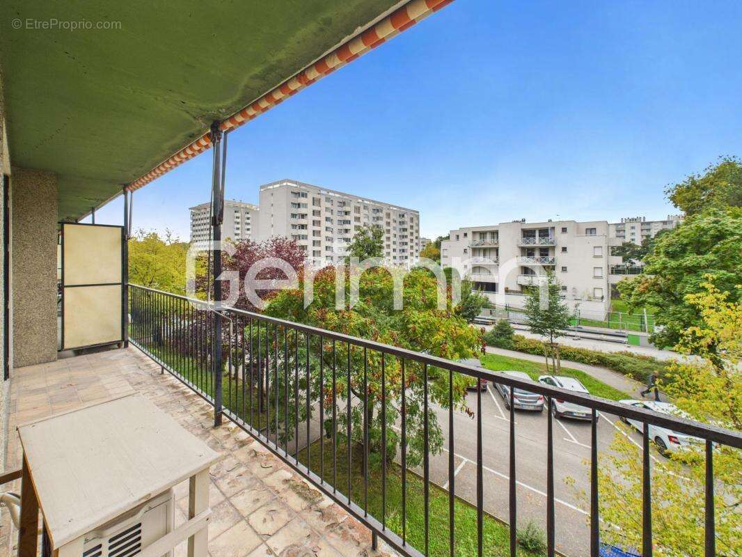 Appartement à MEYLAN