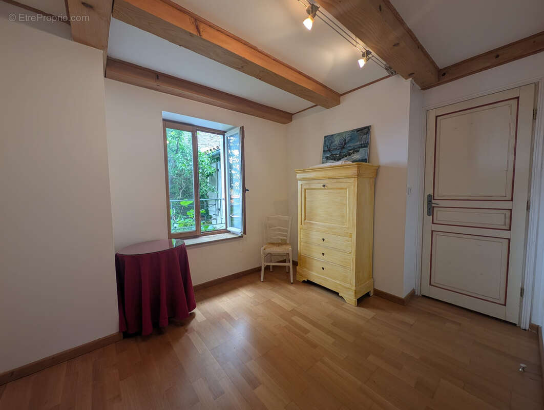 Maison à LA LIVINIERE