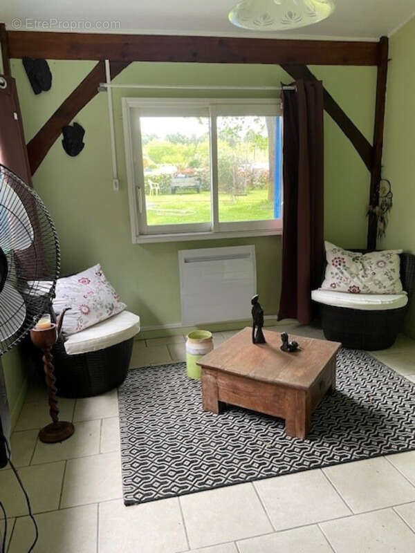 Maison à SAINTE-EULALIE-EN-BORN