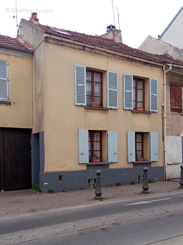 Maison à NOISY-LE-SEC
