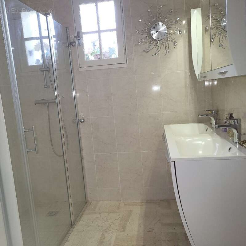 Maison à BELLEGARDE