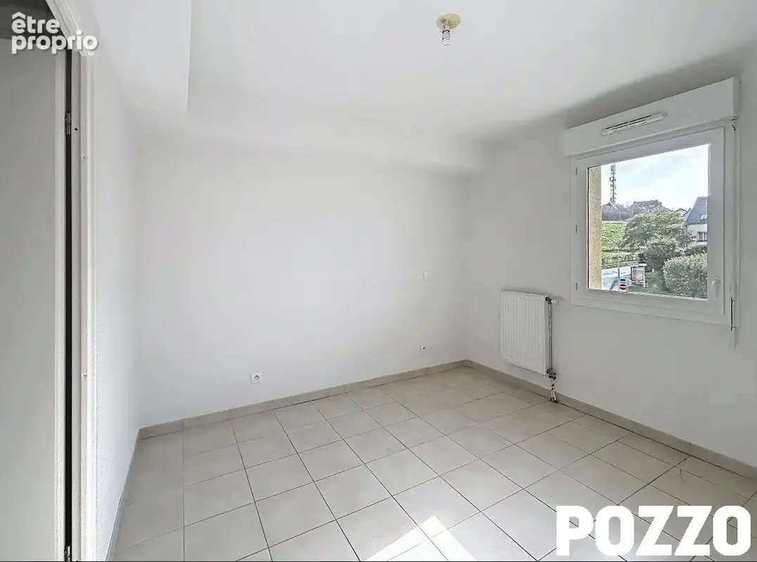 A VENDRE - GRANVILLE - Appartement T2 avec balcon et stationnement privatif ! - photo 4