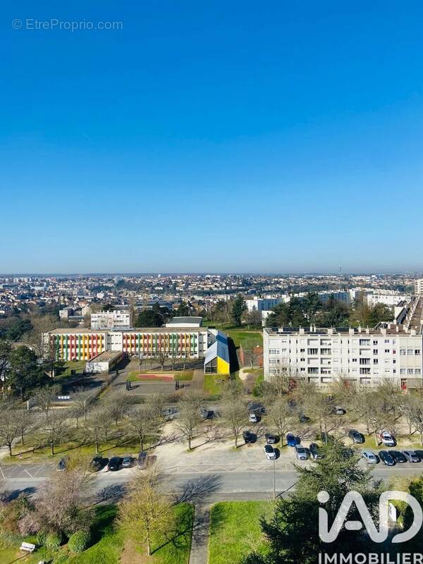 Photo 1 - Appartement à POITIERS