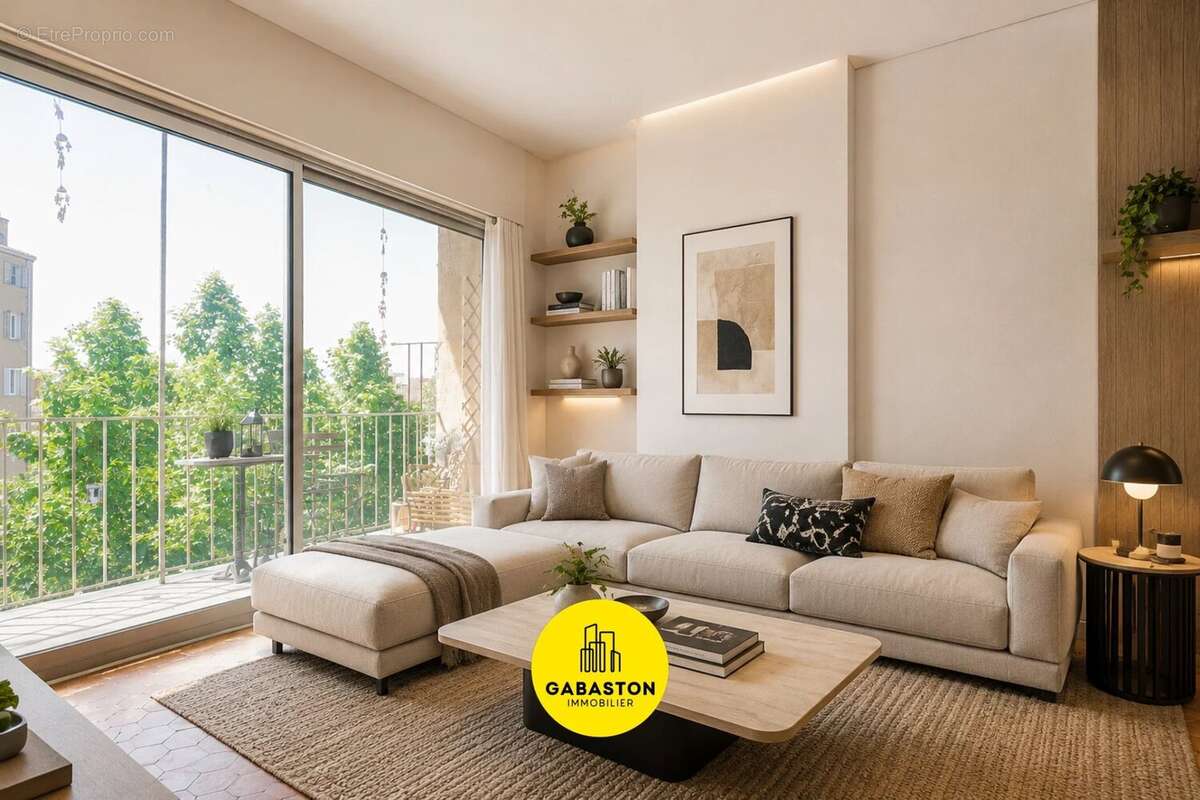 Appartement à MARSEILLE-1E