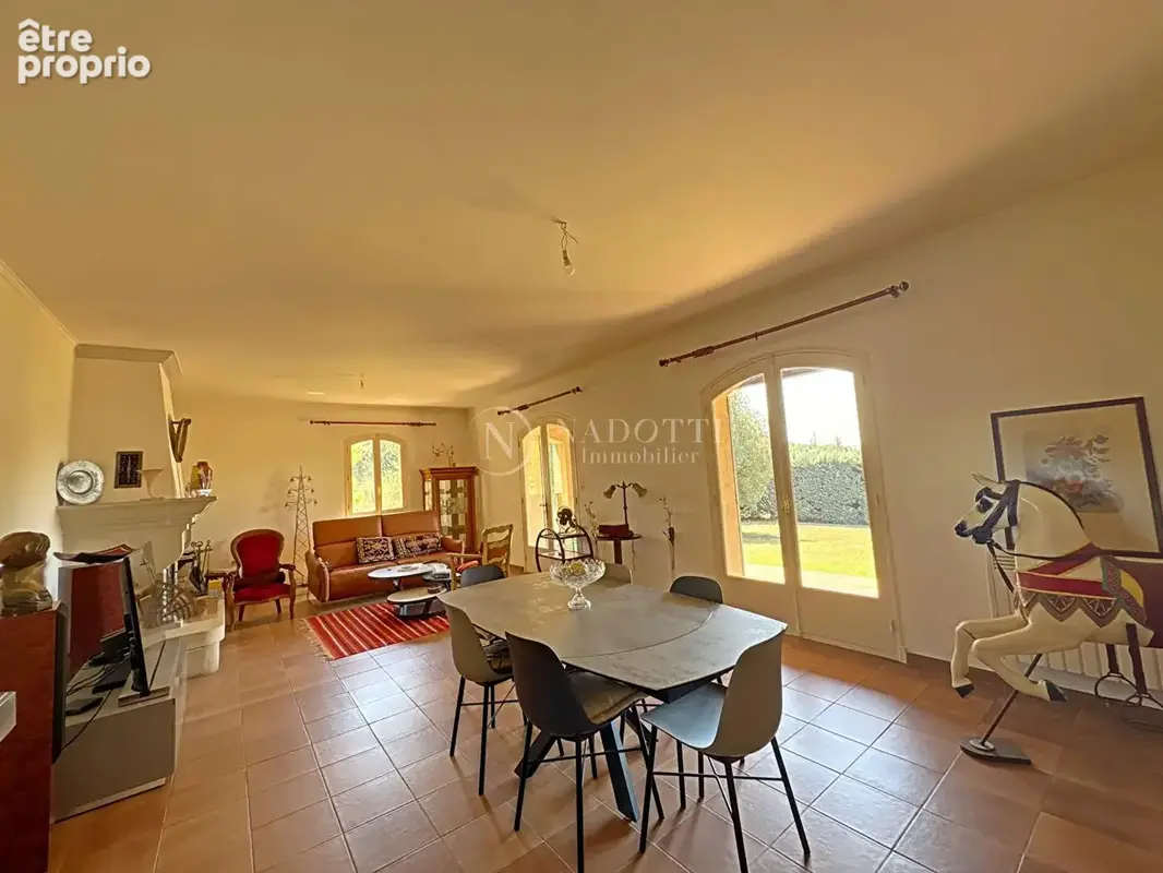Lourmarin au coeur du Luberon - Villa avec piscine à 10mn à pied du village - photo 8
