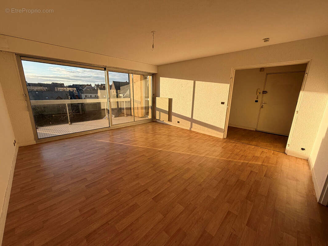 GRAND T.2 à  hyper centre ville d'AURAY- 57 m² - photo 10