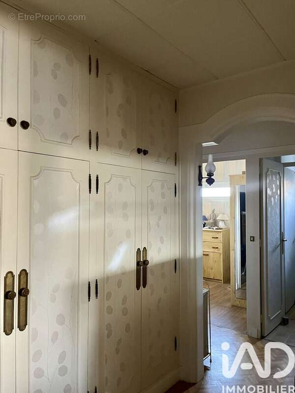 Appartement 60 m² à Orly  - photo 3