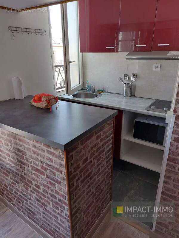 Appartement à COURBEVOIE
