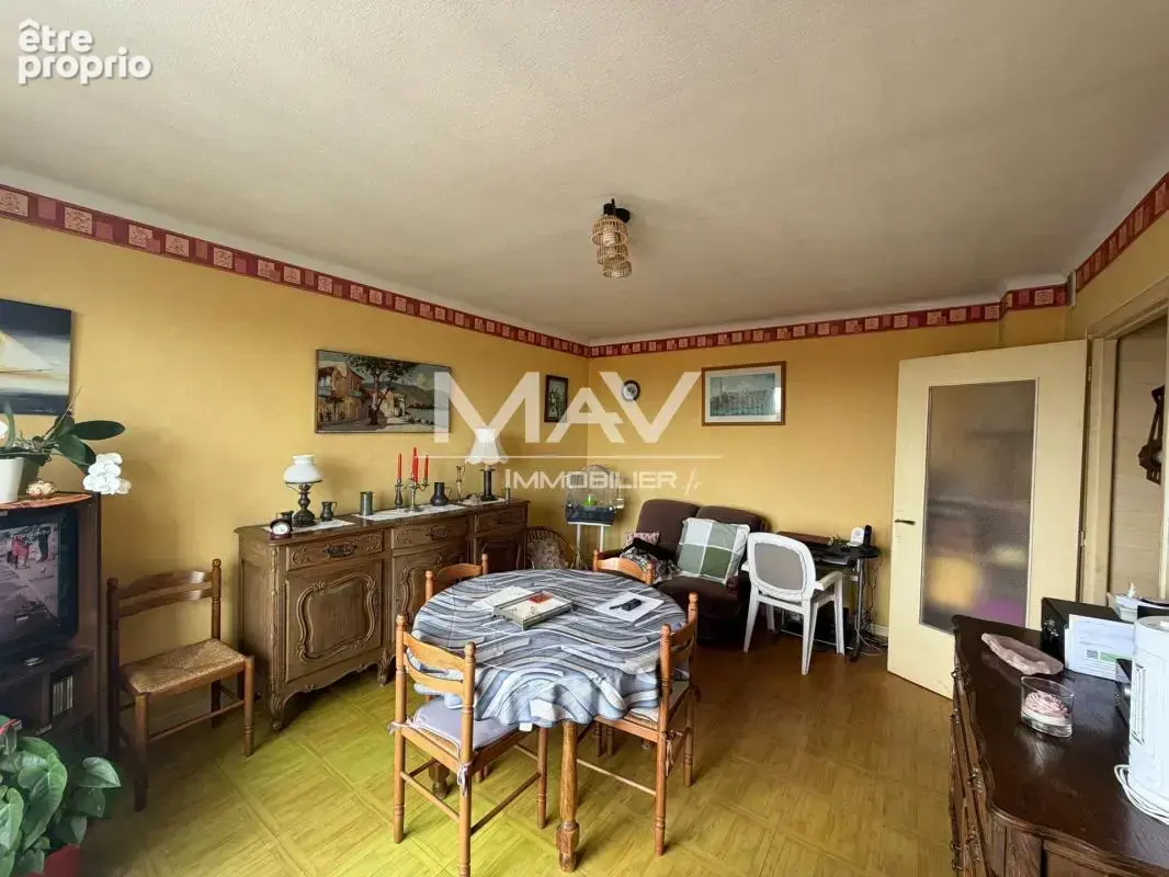 Appartement 2 pièces 44 m² à vendre à Tourcoing (59200) - photo 2