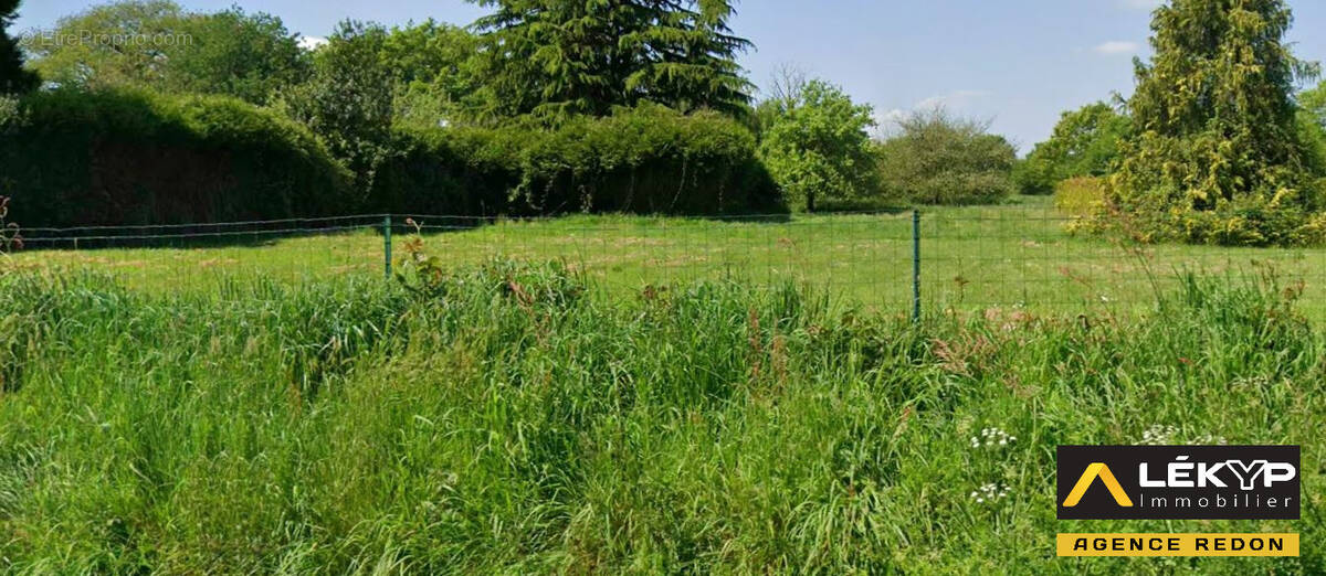 Terrain à SAINTE-MARIE