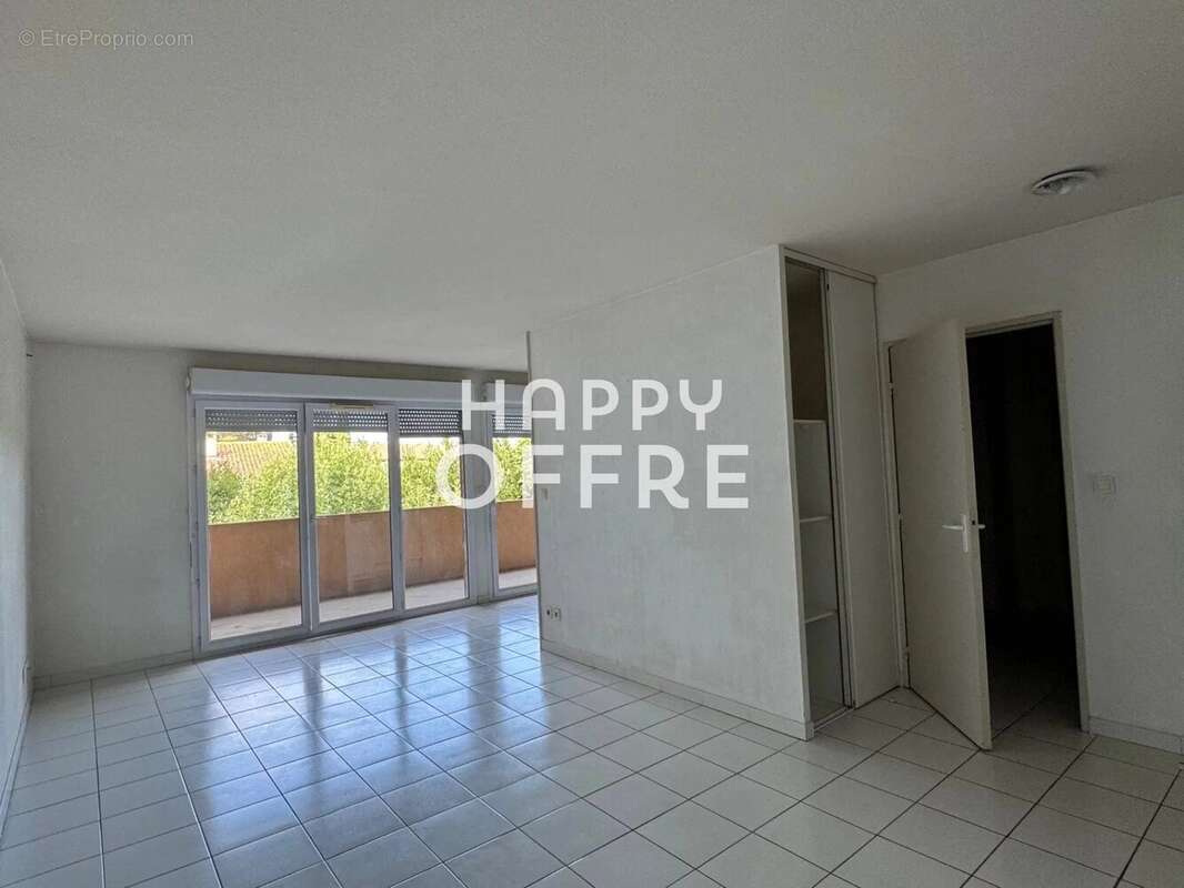 Appartement à SALON-DE-PROVENCE