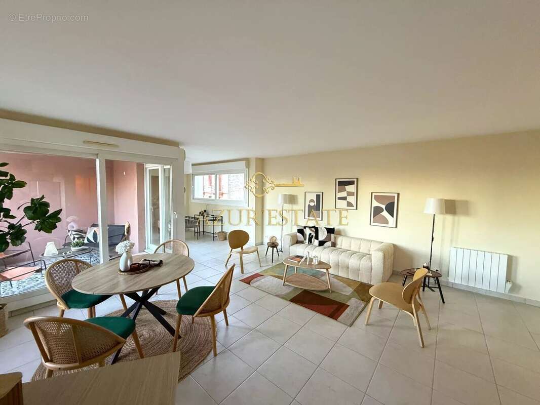 Appartement à BEAUSOLEIL