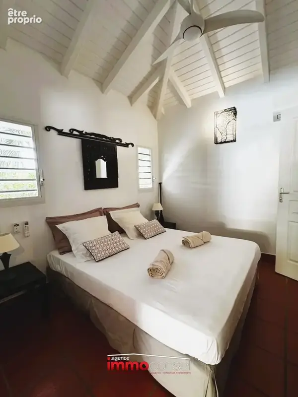 Saint-françois   villa de charme avec piscine, jacuzzi et excellente rentabilite locative - photo 11