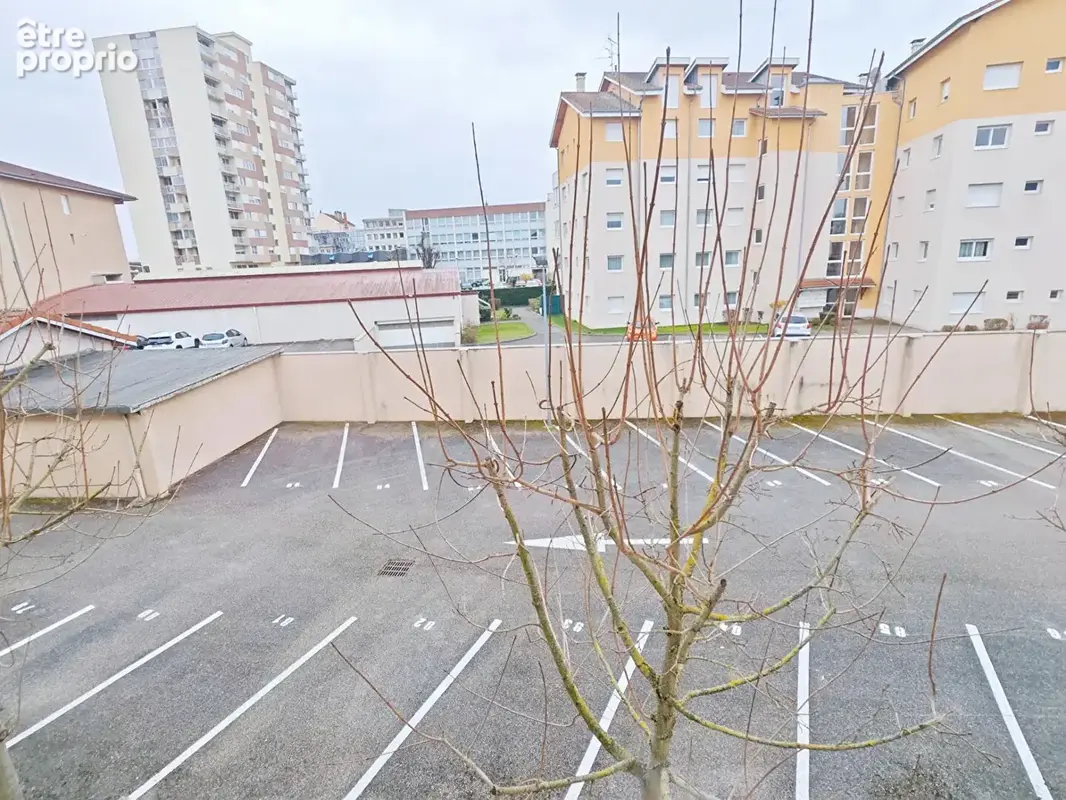 A vendre - bourg en bresse- studio résidence etudiante idéal investisseur - photo 3