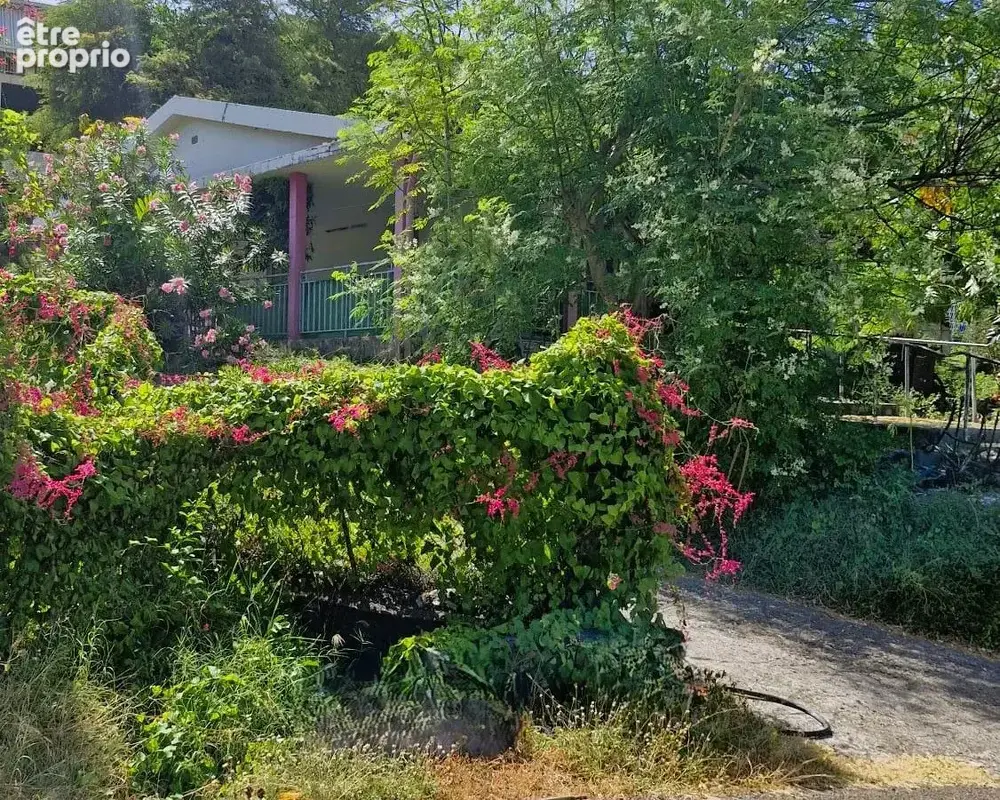 Maison 4 pièces 130 m² à vendre à Sainte-Anne (97227) - photo 3