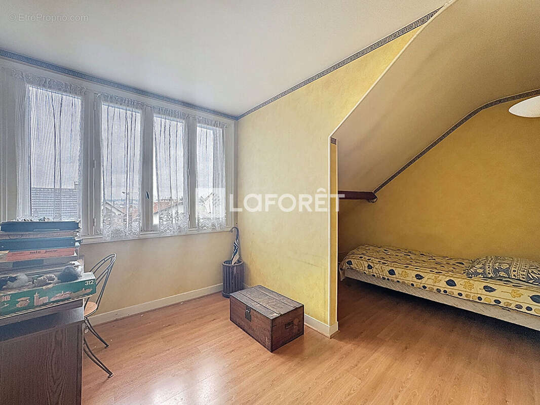 Maison à BONNEUIL-SUR-MARNE