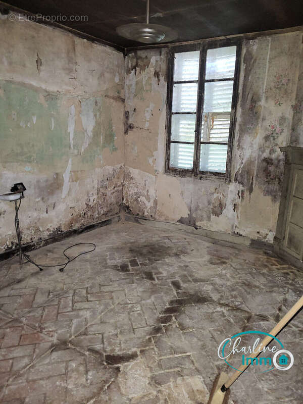 Maison à FONTAINE-SUR-SOMME