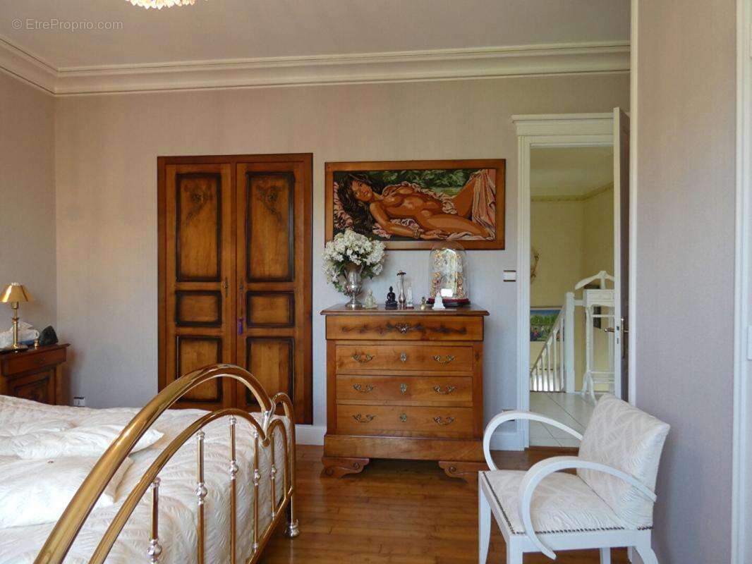 Maison à MINIAC-MORVAN