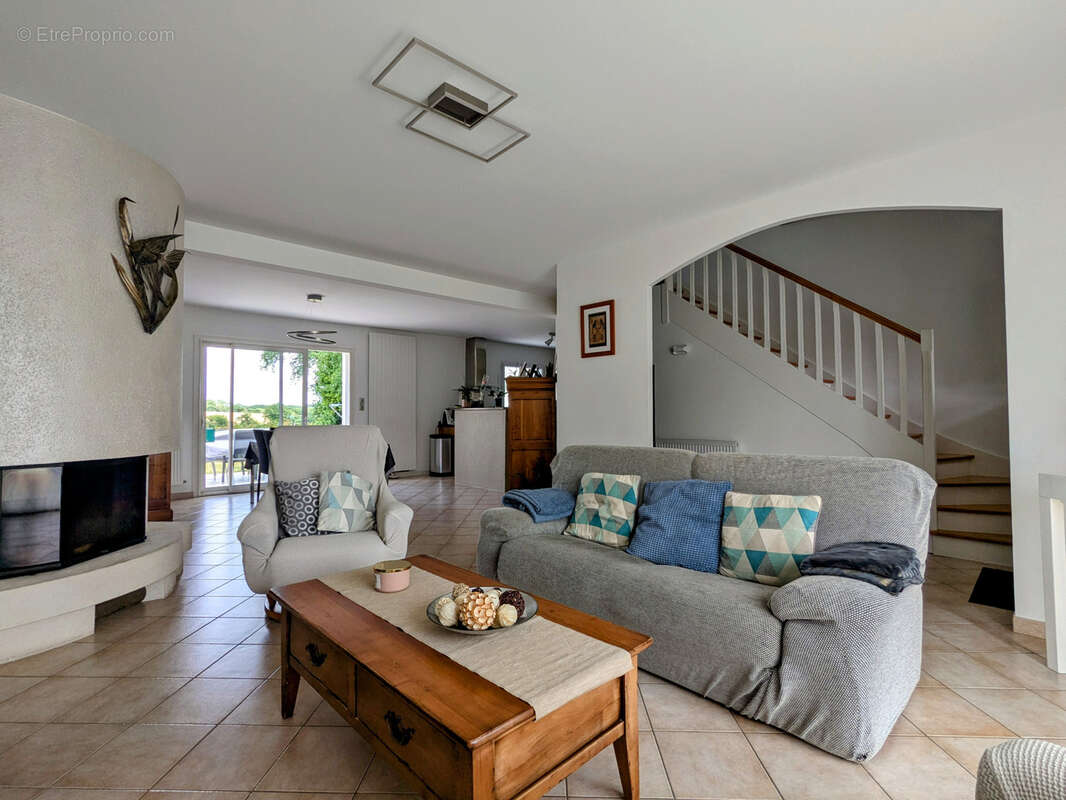 Maison à LA CHAPELLE-SUR-ERDRE