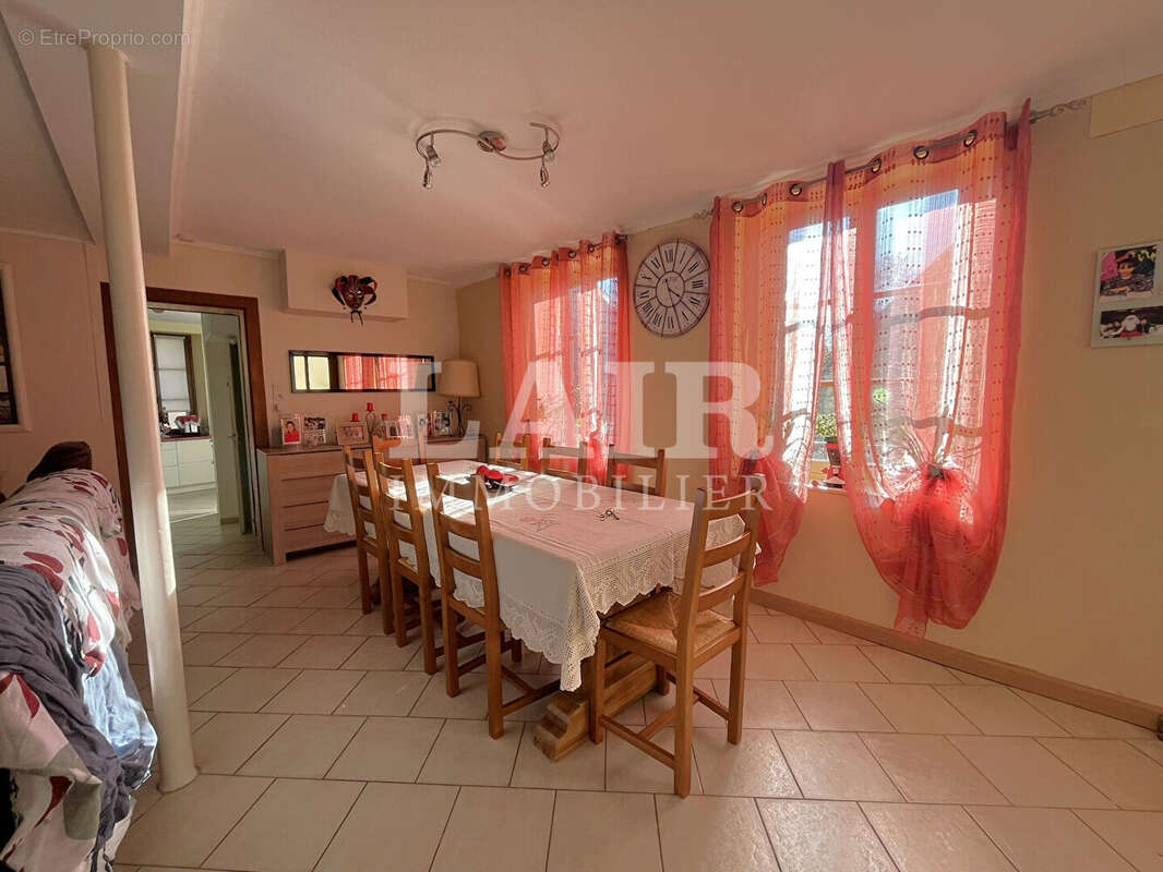 Maison à MORTAGNE-AU-PERCHE