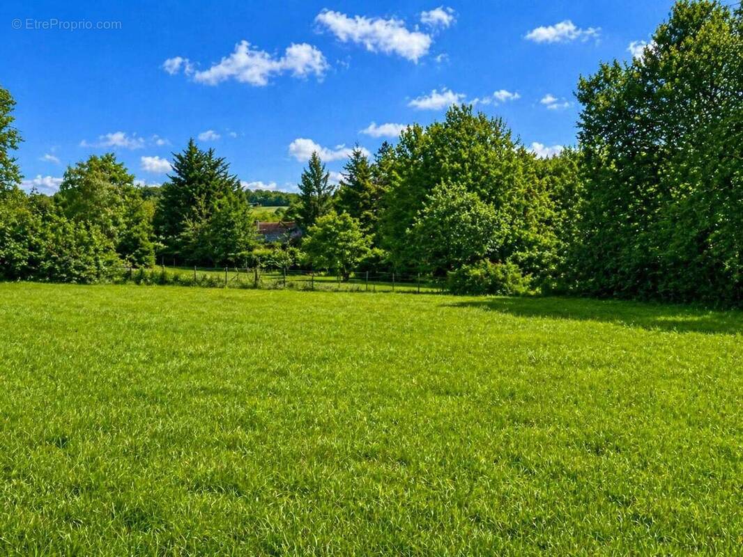 Terrain à TRELISSAC