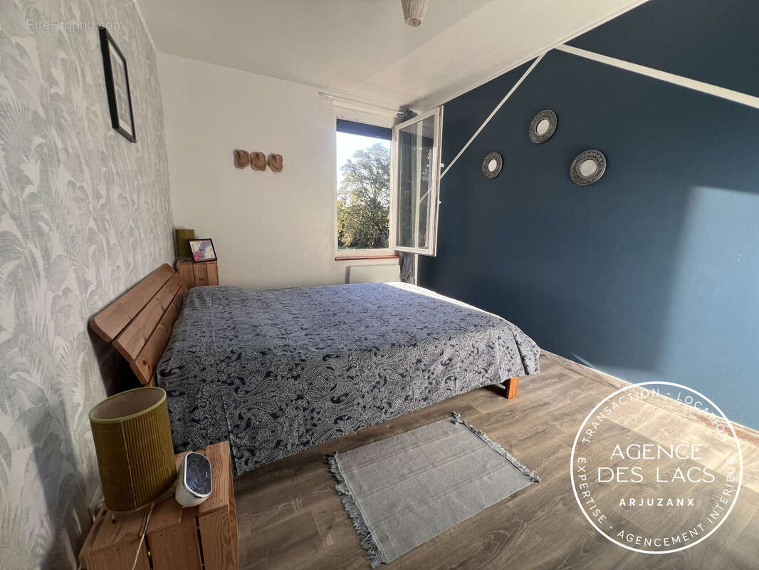 Maison à YGOS-SAINT-SATURNIN