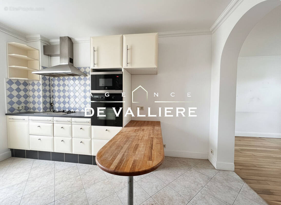 Appartement à NANTERRE
