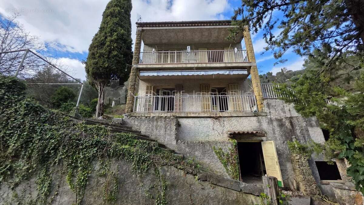 Maison familiale-immeuble a renover la trinite - photo 42