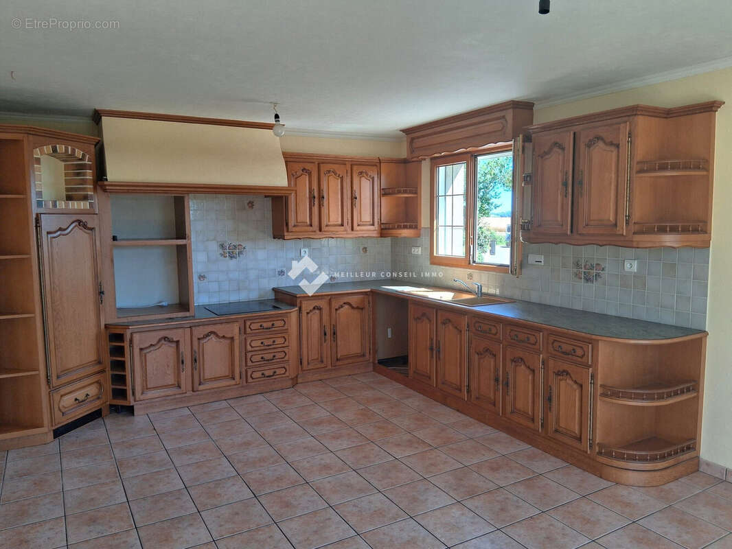 Maison 160 m² à Saint-Donan  - photo 5