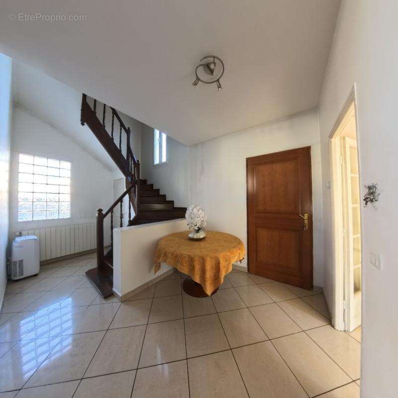 Maison à MAISONS-ALFORT