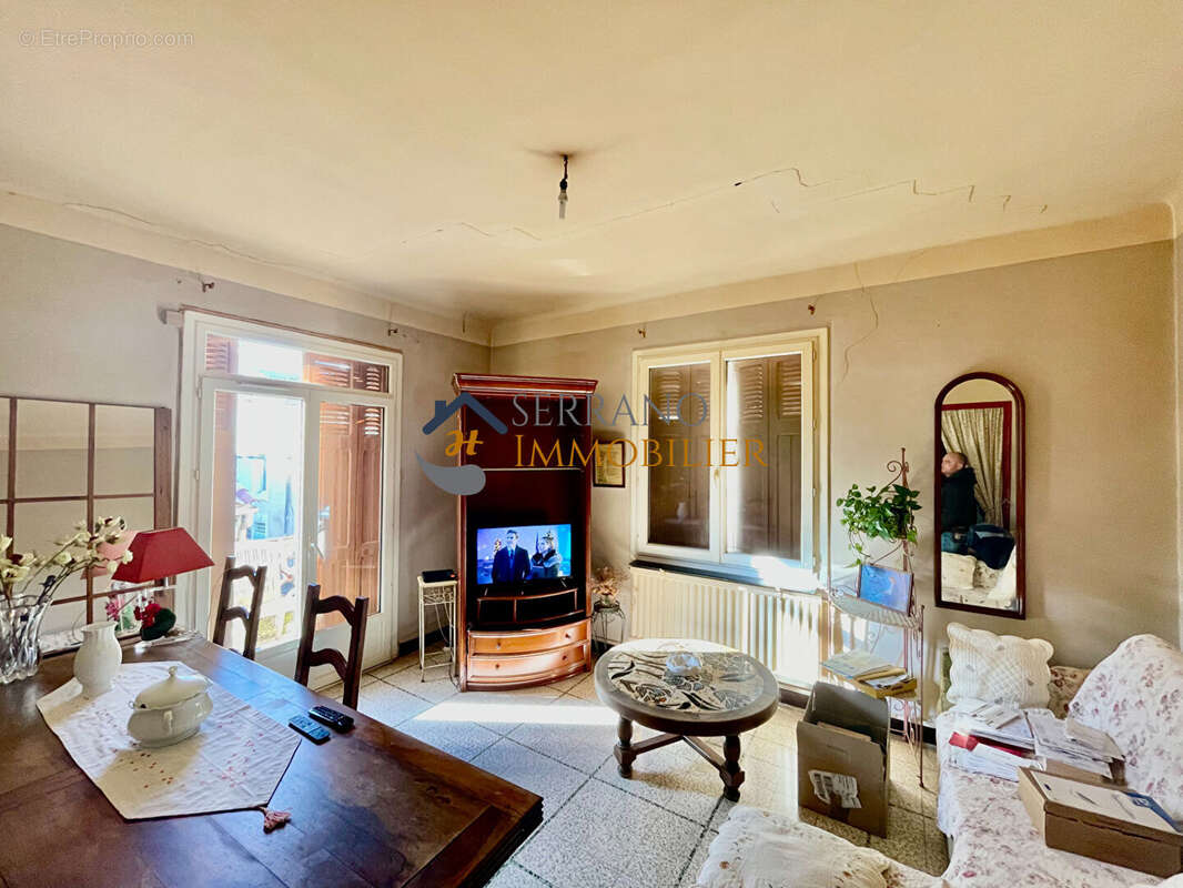 Maison à CHATEAURENARD