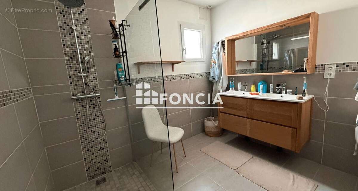 Maison à CERANS-FOULLETOURTE