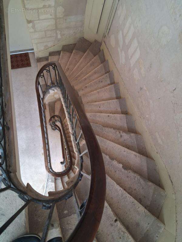 Bordeaux, rue des Argentiers, appartement type 3 dans immeub - photo 4