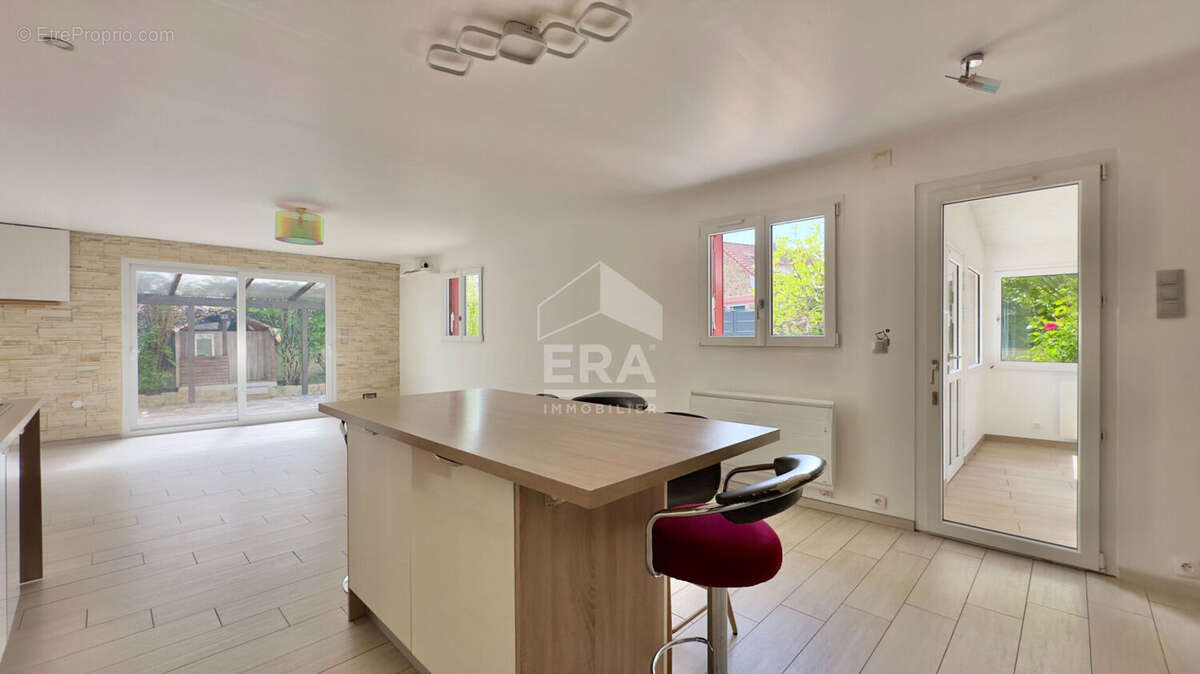 Maison à ATHIS-MONS