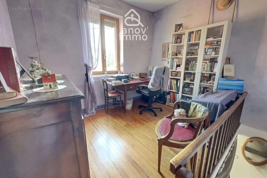 Maison à SAINT-ROMAIN-DE-JALIONAS