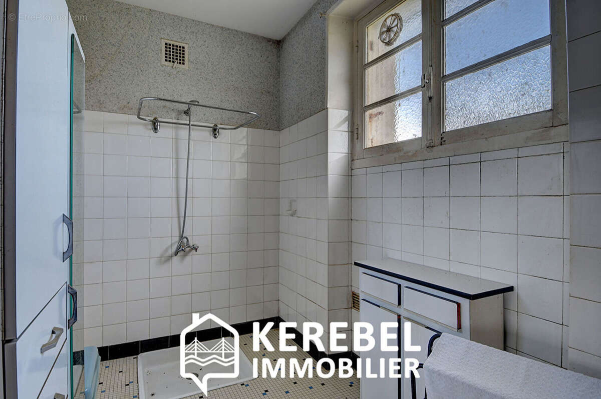 Maison à LOGONNA-DAOULAS