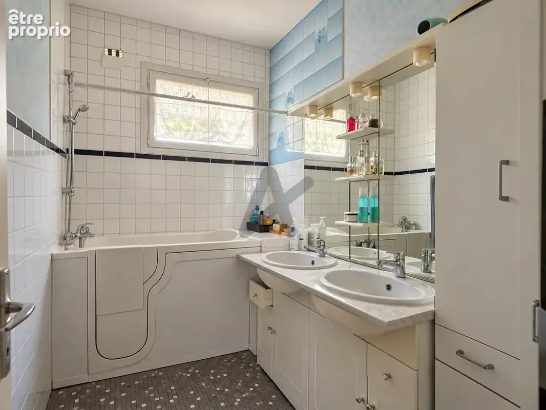 Maison de plain-pied avec superbe jardin et vue panoramique remarquable - photo 20