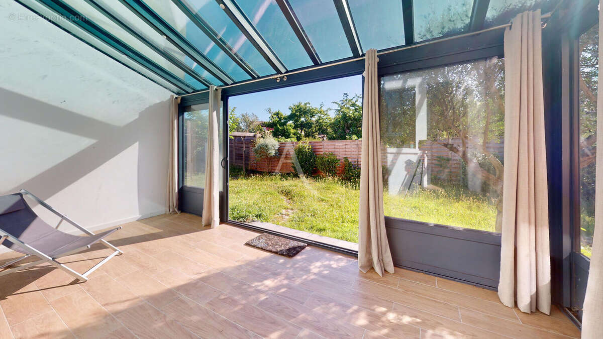 Maison Plain Pied Coeur Castanet Tolosan 5 pièce(s) 140 m2 - photo 3