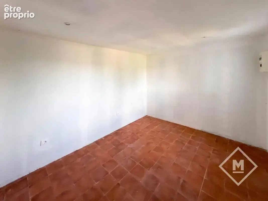 Maison au calme à Marseille 11ème - Terrain de 680m² et Garage Double - photo 33