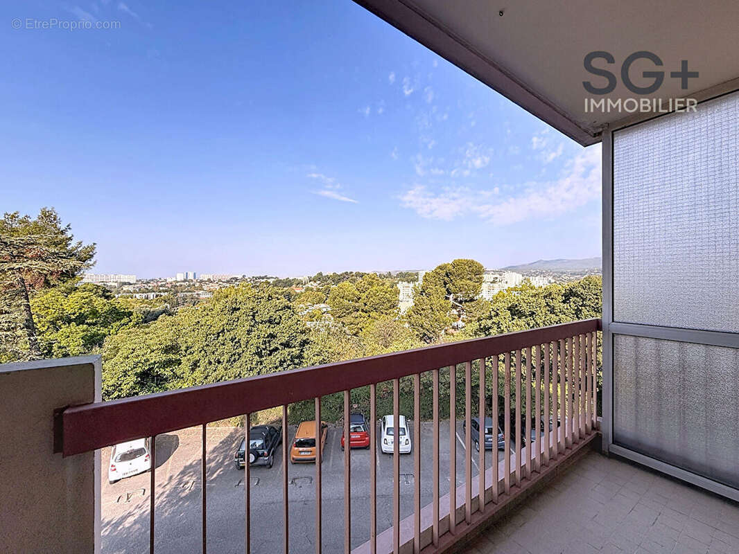 Appartement à MARSEILLE-13E