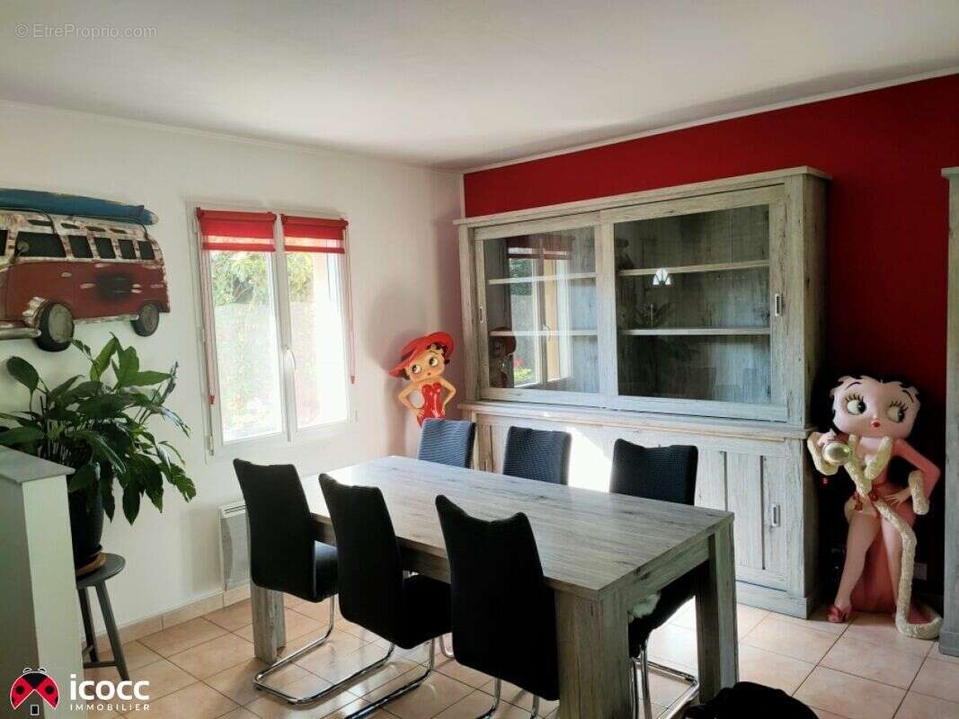 Maison à SAINTE-GEMME-LA-PLAINE