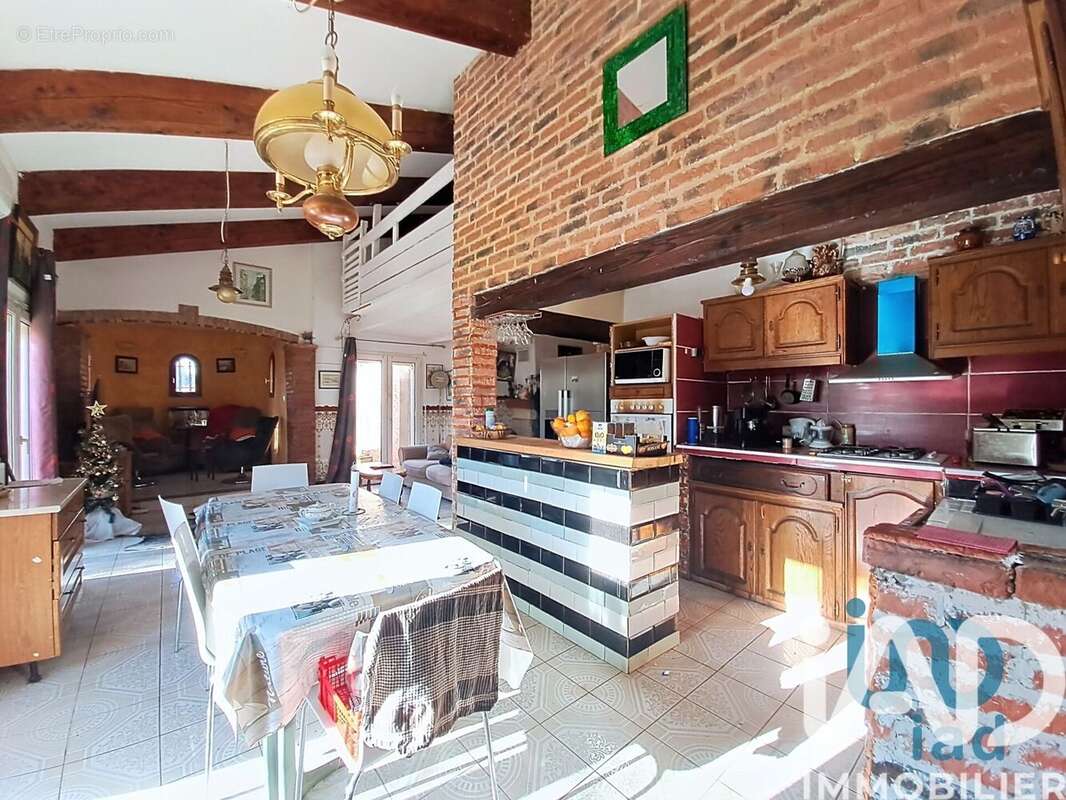 Photo 2 - Maison à SAINT-LAURENT-DE-LA-SALANQUE