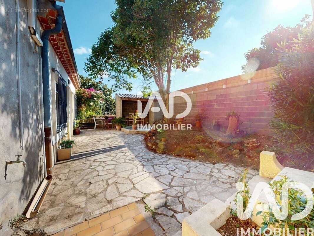 Photo 3 - Maison à PUISSALICON