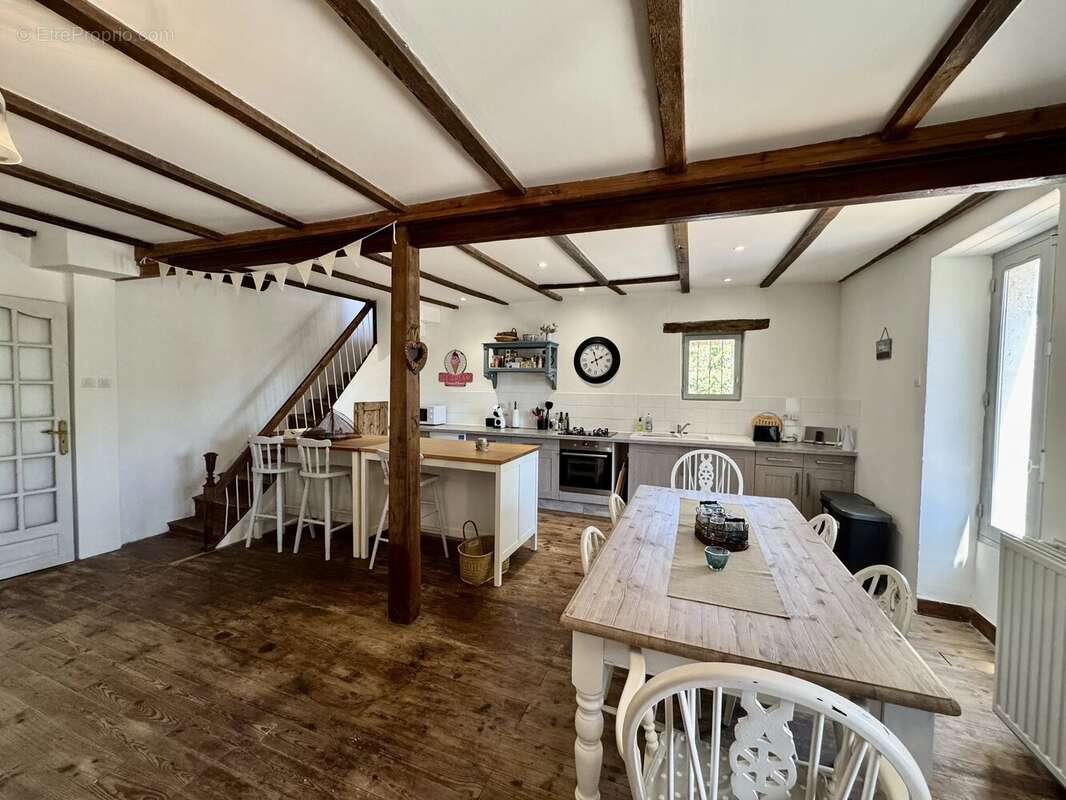 Maison à EYMET