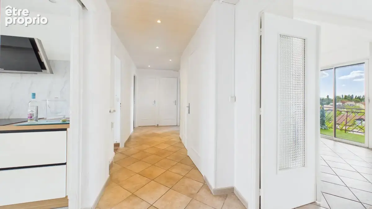 Appartement Longeville Les Metz 5 pièce(s) - Garage - Terrasse - Loggia 101.74 m2 - photo 5