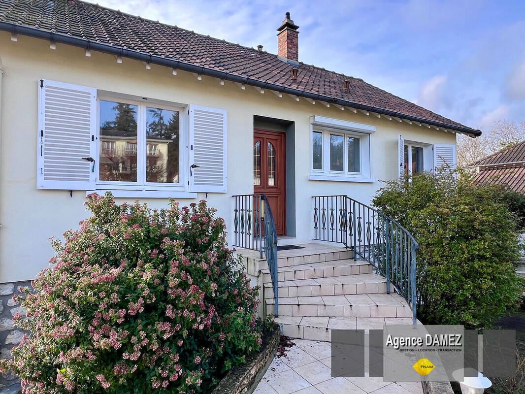 Maison à DOURDAN