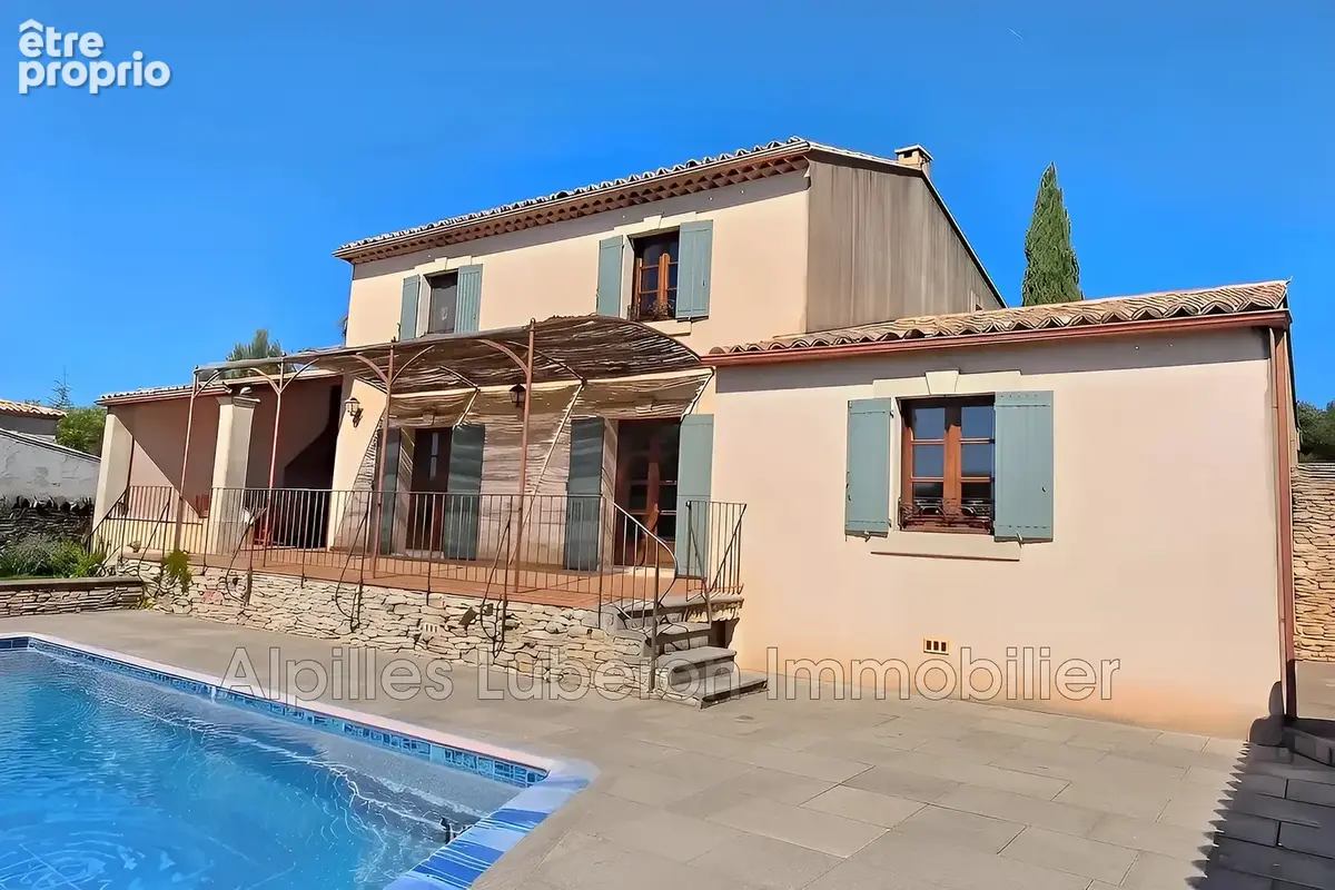 Maison 162 m² à Cabrieres-D'avignon  - photo 8
