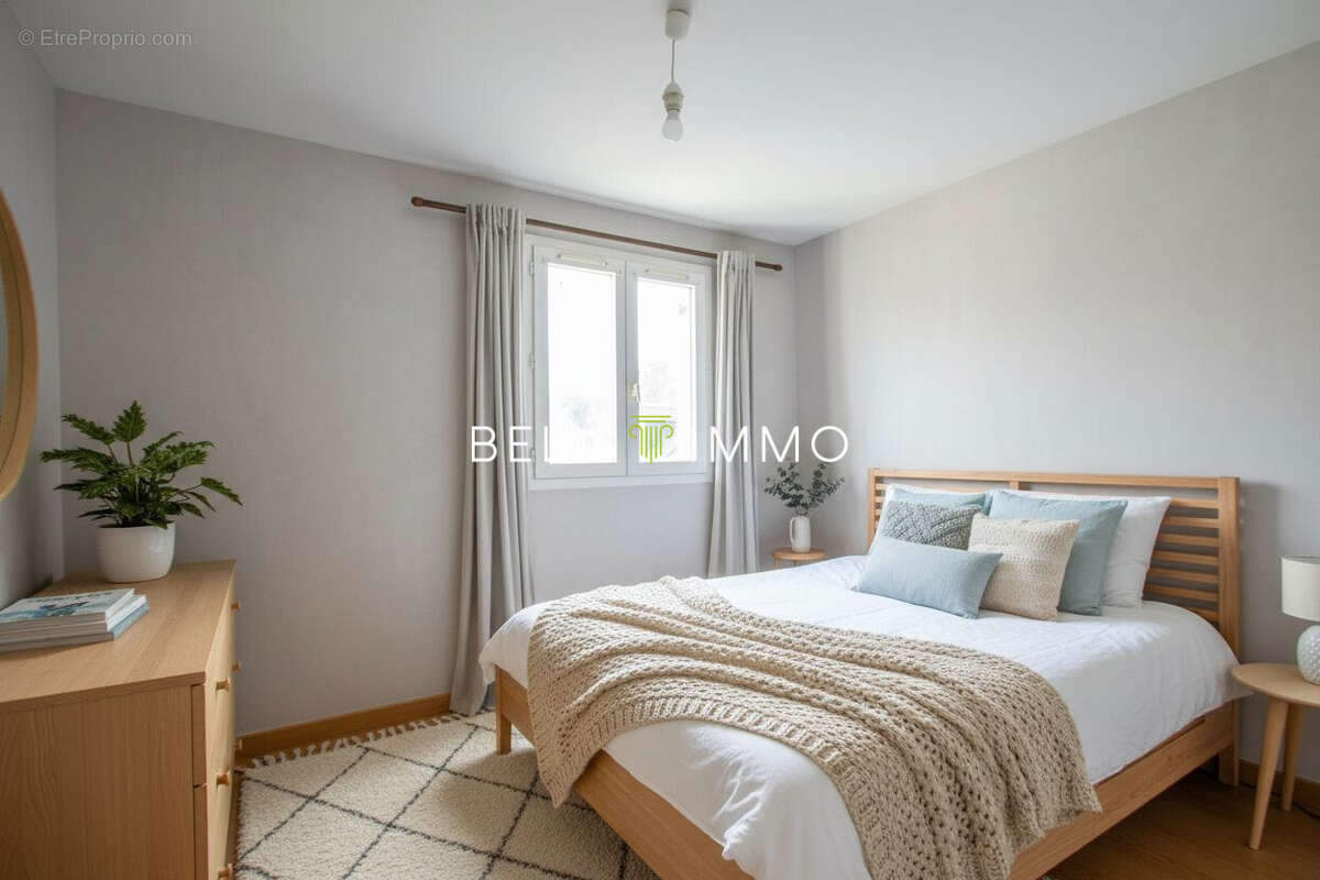 Maison à MONTLOUIS-SUR-LOIRE