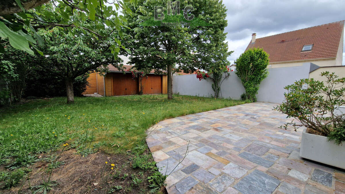 Maison à LE PLESSIS-BOUCHARD