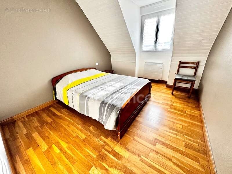 Maison familiale 137 m² – 4 chambres – Grand garage – Terrain clos 903 m² TREGLONOU (29) - photo 10